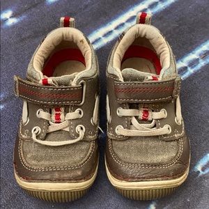 ⛵️4/$25 Stride Rite Toddler shoes-size 4.5